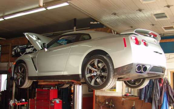 Decline in annual maintenance expenses of vehicles in Canada