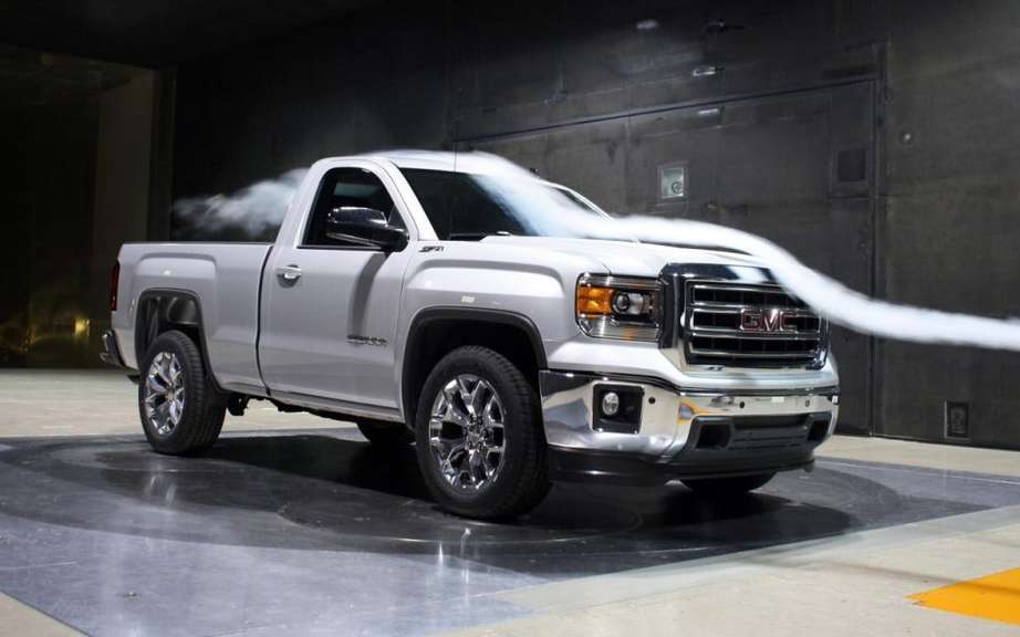 GMC Sierra 2014 Regular Cab tunnel picture #5 GMC Sierra 2014 Regular Cab tunnel picture #5