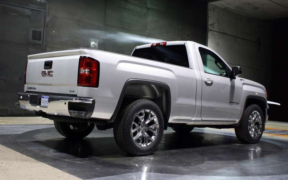 GMC Sierra 2014 Regular Cab tunnel picture #6 GMC Sierra 2014 Regular Cab tunnel picture #6
