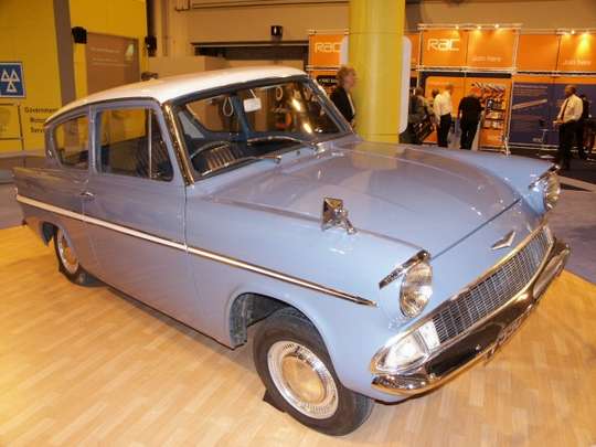 Ford Anglia #9152951