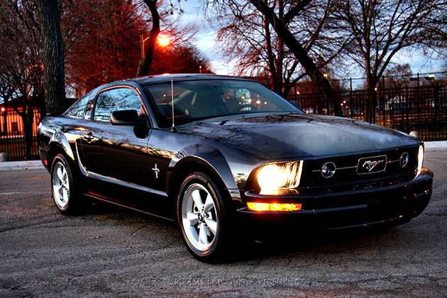 Ford Mustang V6 #8313877