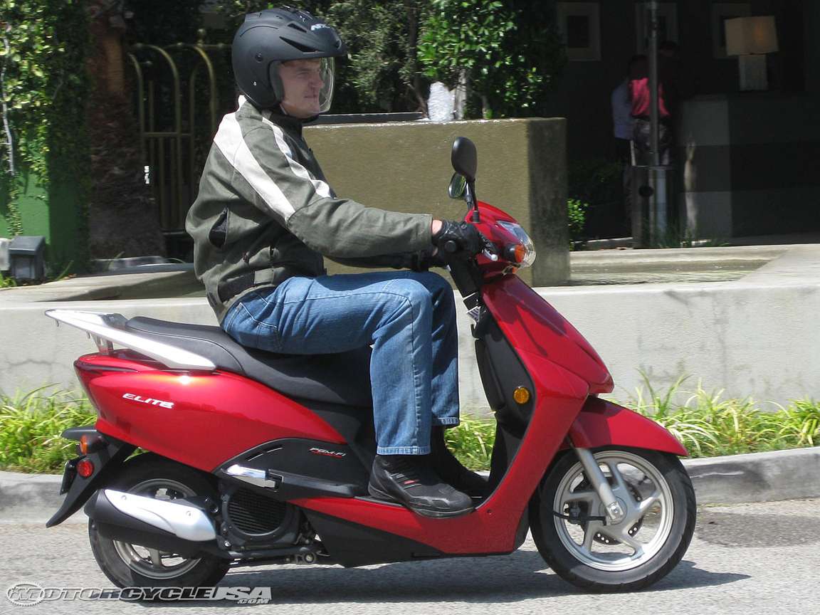 Honda Elite #8362087