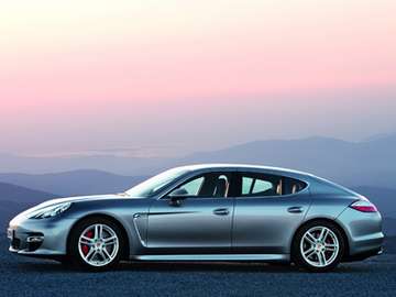 Porsche Panamera Hybrid #8977145